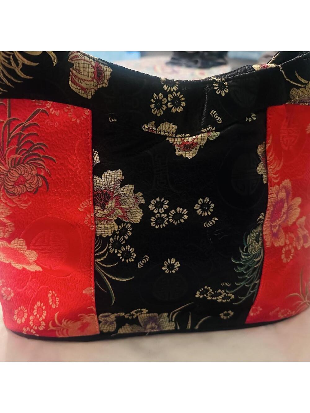Women's Multi and Black Bag